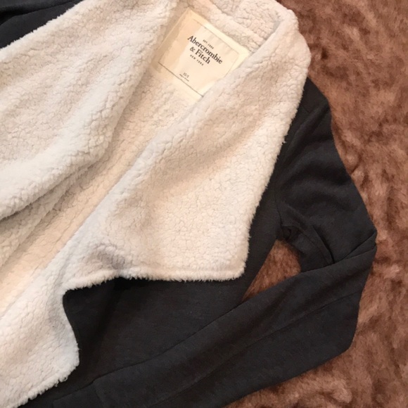 Abercrombie & Fitch Sherpa Cardigan - Picture 3 of 4